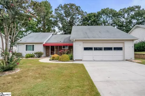220 Creek Forest Dr, Greenville, SC 29615
