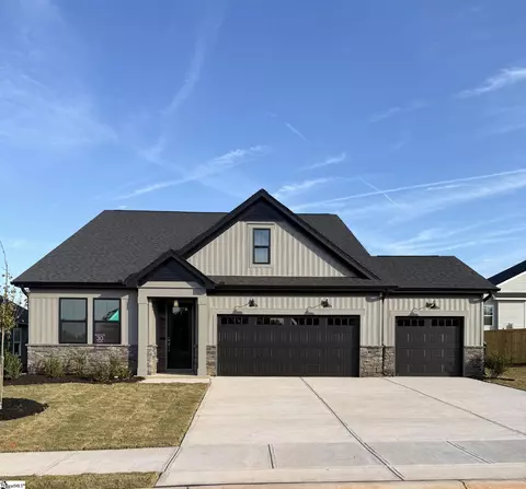 197 Tiger Lily Dr, Anderson, SC 29621