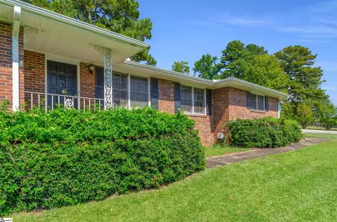 101 Henry Dr, Anderson, SC 29621
