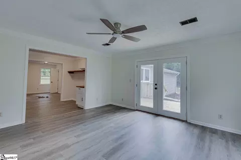 250 Mossie Smith Rd, Easley, SC 29642 photo 11