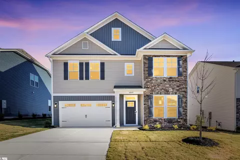 2029 Halton Oaks Dr, Spartanburg, SC 29303