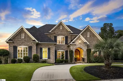 1 Rolleston Dr, Greenville, SC 29615