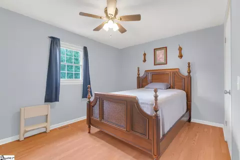 Bedroom - 112 Kellogg Ct, Pickens, SC 29671 photo 3 of 5