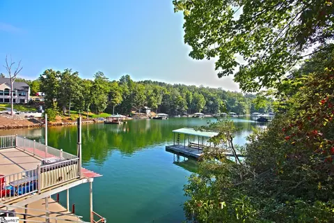 77 Harbor Pt, Seneca, SC 29672 photo 12