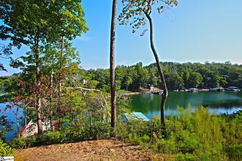 77 Harbor Pt, Seneca, SC 29672 photo 17