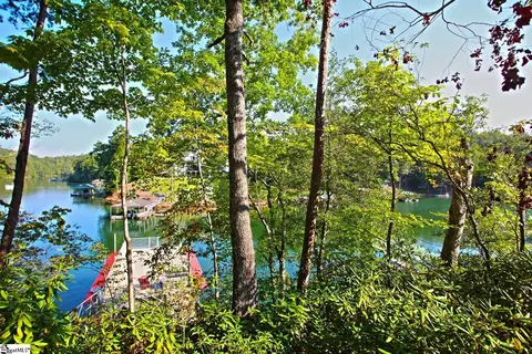 77 Harbor Pt, Seneca, SC 29672 photo 14