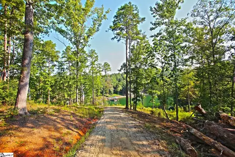 77 Harbor Pt, Seneca, SC 29672 photo 25