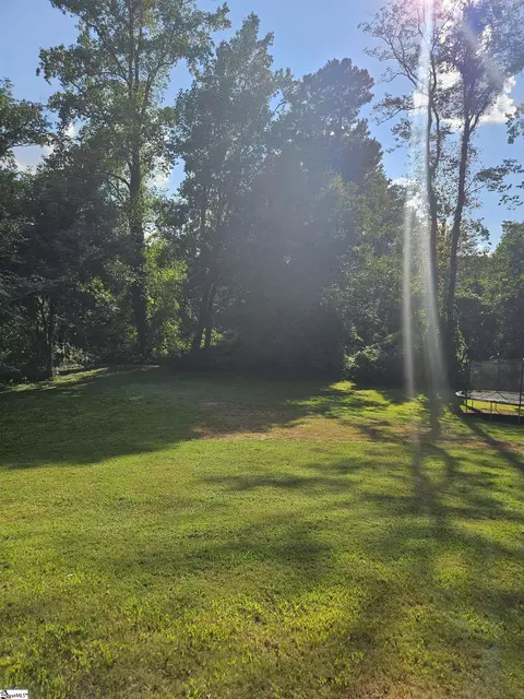 Exterior - 102 Gary Dr, Inman, SC 29349 photo 2 of 2