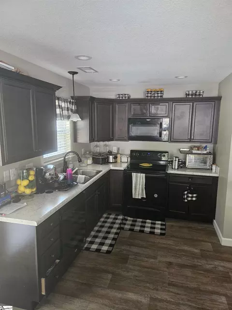 Kitchen - 102 Gary Dr, Inman, SC 29349 photo 1 of 1