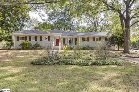 718 Hammett Rd, Greer, SC 29650