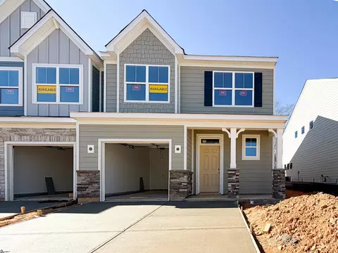 615 Autumn Lake Rd, Simpsonville, SC 29681