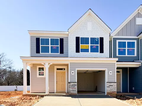 611 Autumn Lake Rd, Simpsonville, SC 29681