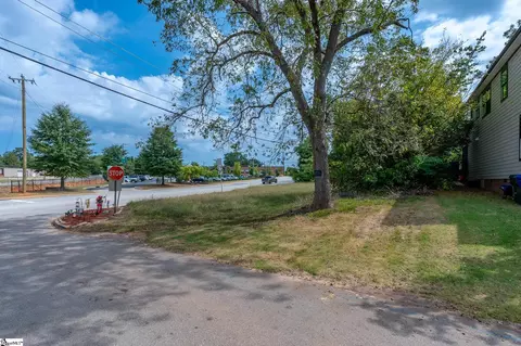 113 Dunbar St, Greenville, SC 29601