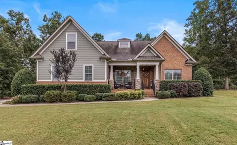 19 Twin Silo Ct, Greer, SC 29651