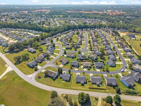 View/Area - 504 Cornucopia Ln, Inman, SC 29349 photo 6 of 7