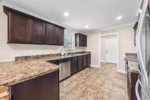 Entry Way - 504 Cornucopia Ln, Inman, SC 29349 photo 1 of 2