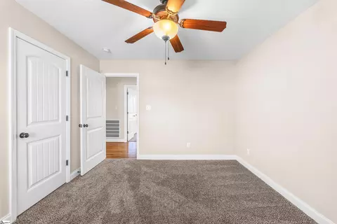 Bedroom - 504 Cornucopia Ln, Inman, SC 29349 photo 6 of 8