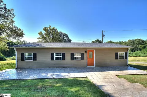 113 Masters Dr, Pickens, SC 29671 photo 3
