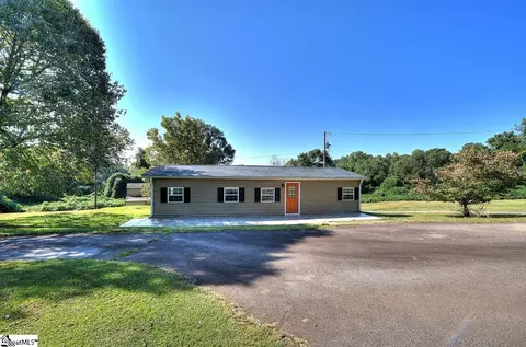 113 Masters Dr, Pickens, SC 29671 photo 2