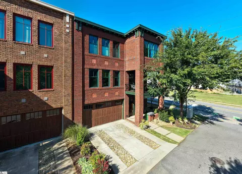 443 N Markley St, Greenville, SC 29601