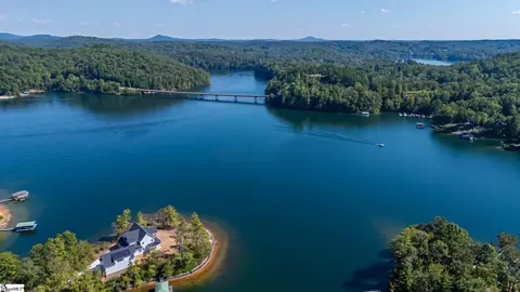 407 Clearwater Cv, Salem, SC 29676