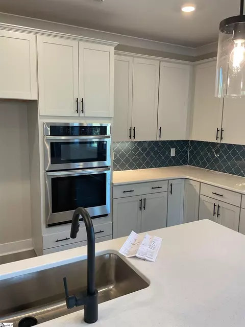 Kitchen - 101 Arbor View Ln, Central, SC 29630 photo 1 of 1