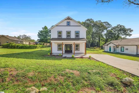 103 Cedar Falls Rd, Fountain Inn, SC 29644
