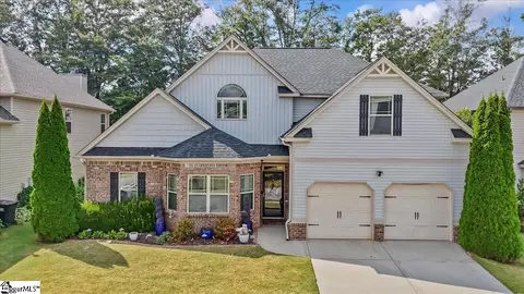 251 Oak Branch Dr, Simpsonville, SC 29681