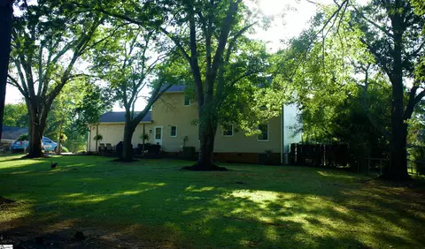 Exterior - 126 Jay Cir, Moore, SC 29369 photo 6 of 6