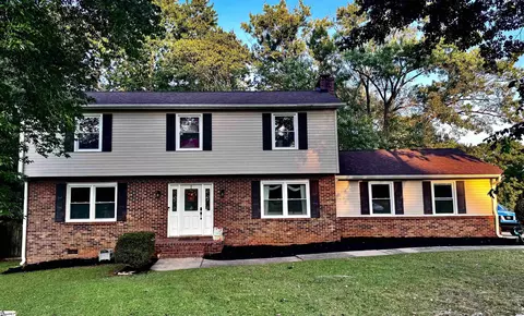 126 Jay Cir, Moore, SC 29369