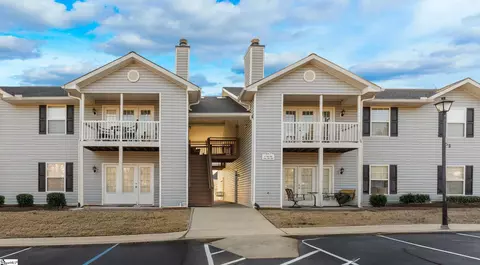 102 Pelham Square Way, Greer, SC 29650