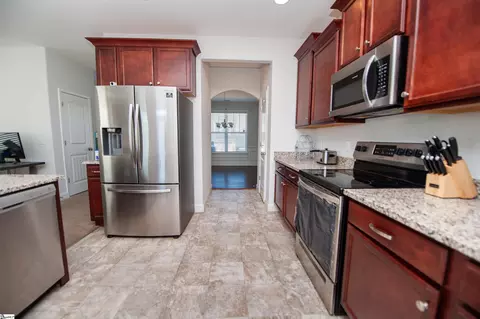 920 Ravenfield Dr, Duncan, SC 29334 photo 8