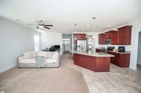 920 Ravenfield Dr, Duncan, SC 29334 photo 12