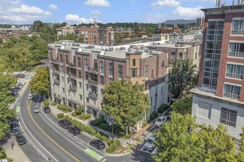 224 S Laurens St UNIT 205, Greenville, SC 29601
