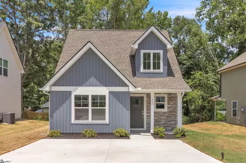 222 Saluda St, Belton, SC 29627