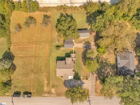 View/Area - 407 Hampton Rd, Greer, SC 29651 photo 2 of 6