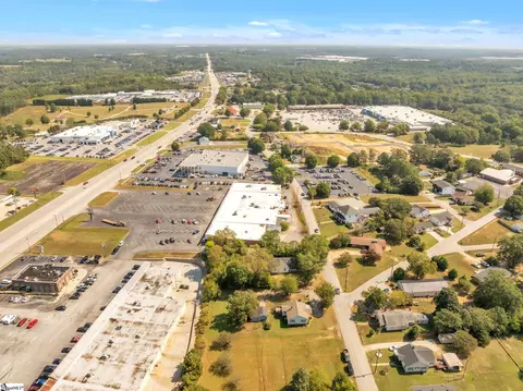View/Area - 407 Hampton Rd, Greer, SC 29651 photo 4 of 6