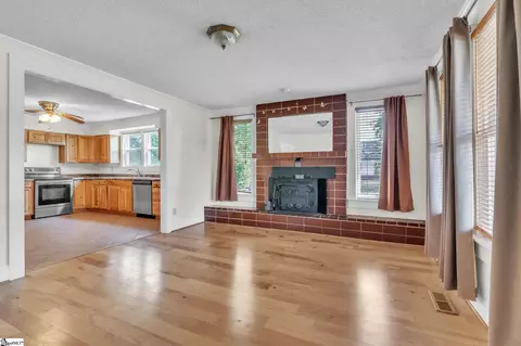 Living - 407 Hampton Rd, Greer, SC 29651 photo 1 of 4