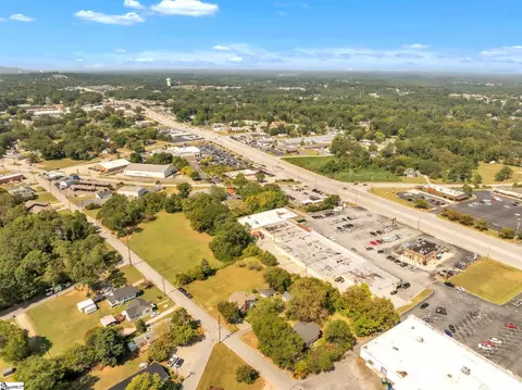 View/Area - 407 Hampton Rd, Greer, SC 29651 photo 6 of 6