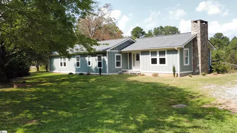 100 Gilbert Rd, Columbus, NC 28722