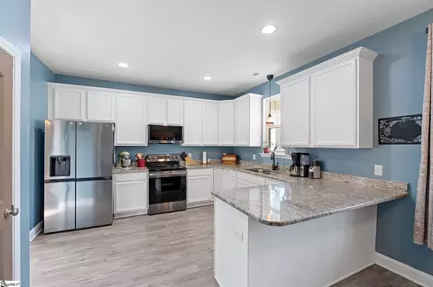 511 Turning Leaf Ln, Greer, SC 29651 photo 13