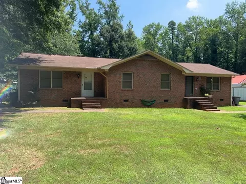 102 Crestview Dr, Greenville, SC 29609