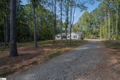 293 Cecil Dr, Waterloo, SC 29384