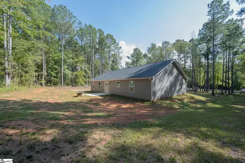 Exterior - 293 Cecil Dr, Waterloo, SC 29384 photo 2 of 4