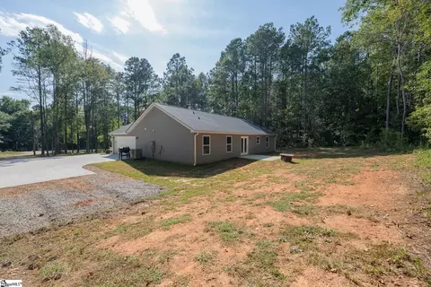 Exterior - 293 Cecil Dr, Waterloo, SC 29384 photo 4 of 4