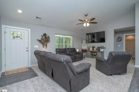Entry Way - 293 Cecil Dr, Waterloo, SC 29384 photo 1 of 4