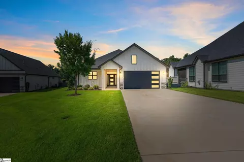 220 Horse Tack Trl, Mauldin, SC 29662
