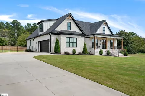 152 Jericho Cir, Williamston, SC 29697 photo 2