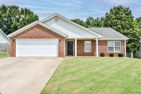 27 Sweetland Ct, Greenville, SC 29607