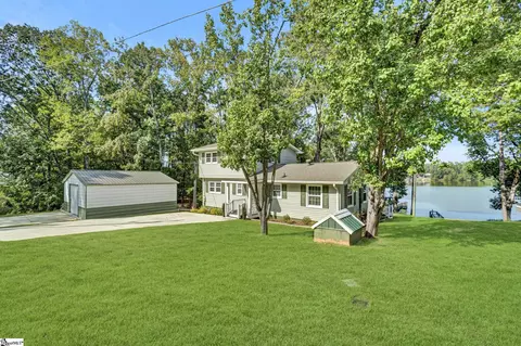 312 Relax St, Waterloo, SC 29384